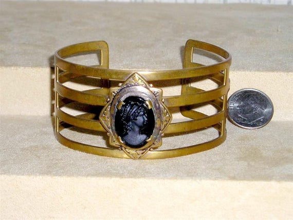 Vintage Unsigned Coro Solid Brass Victorian Reviv… - image 1