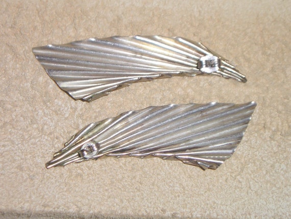 Vintage Signed Sterling Silver Ruffled Bat Wings … - image 2