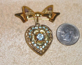 Signed 1/20 10K Gold Filled Rhinestone Two Picture Heart Locket Brooch Pin. Flower Center. Victorian Revival 1940's Vintage Jewelry 20018