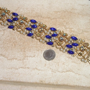 Signed Florenza Blue Glass, Iridescent Rhinestones And Faux Pearl Bracelet. 1960&#39;s Vintage Jewelry 10037