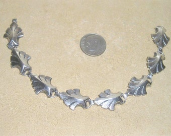 Unsigned Vintage Sterling Silver Arrowhead Shaped Bracelet. Distinctive 1940's Jewelry a361b
