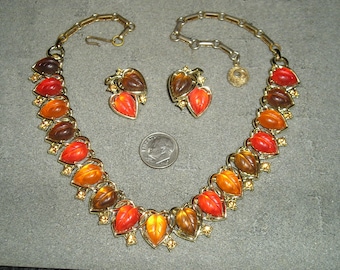 Vintage Signed Lisner Lucite Leaf Choker Necklace And Screw Back Earrings Set With Topaz Rhinestone Accents. Yummy! 1960's Jewelry b27