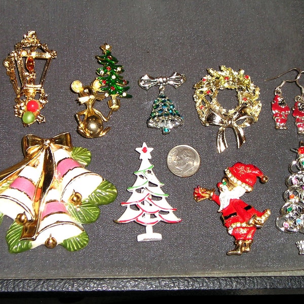 Lot Of 9 Vintage Christmas Jewelry Rhinestone Wreath Brooch Signed Tancer II Tree Lower Right Beatrix Mostly 1960's Jewelry Lot 10084