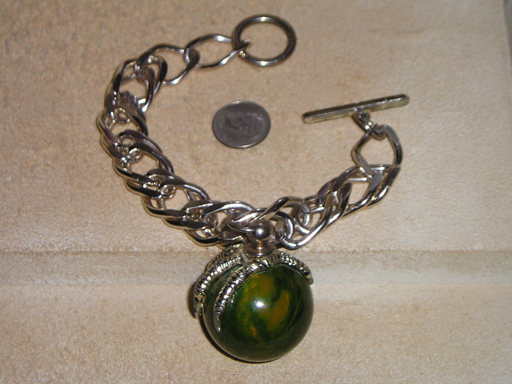 Perle Ancienne Bakélite Sculptée - Vert Marbré - Occasion Vintage