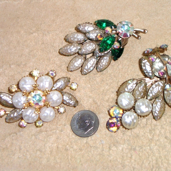 Vintage Lot Of 3 Rhinestone And Glass Baroque Faux Pearl Brooches Pins Circa 1960 Jewelry 137