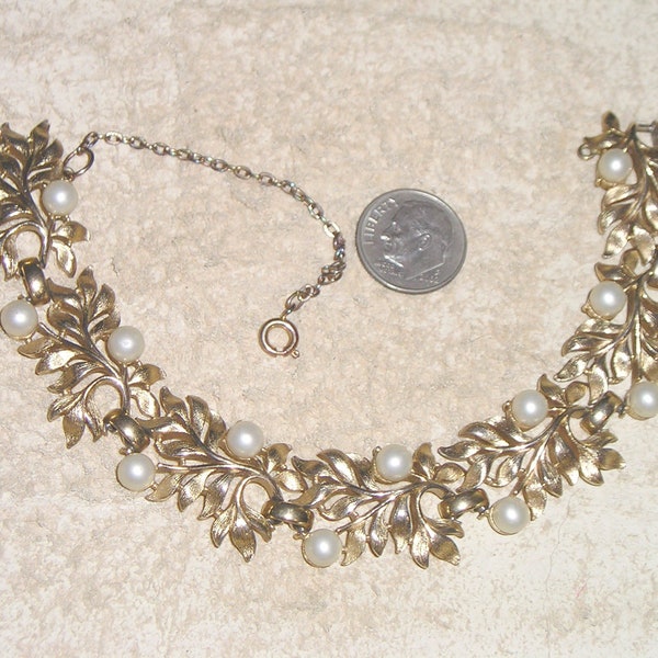 Signed Crown Trifari Art Nouveau Style Faux Pearl Bracelet. Chic! 1960's Vintage Jewelry 10034