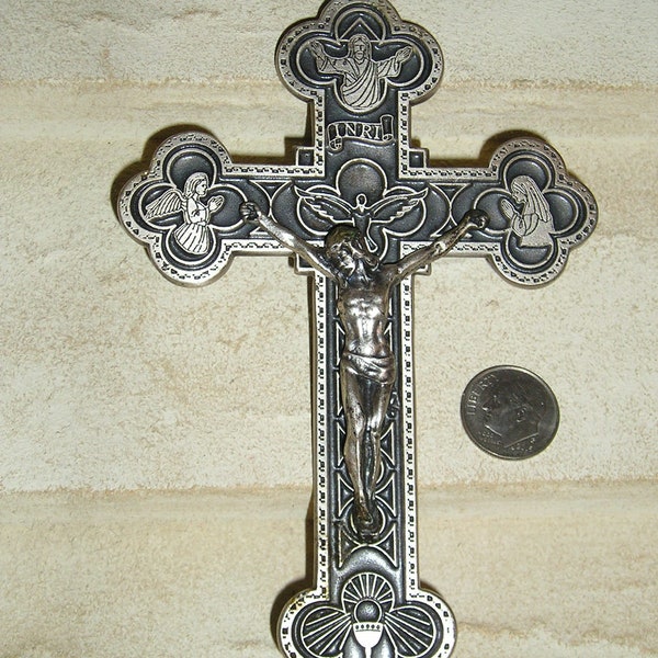 Vintage Jubilaeum Holley Metal Silver Tone Cross With Jesus 2000 Jewelry 2299