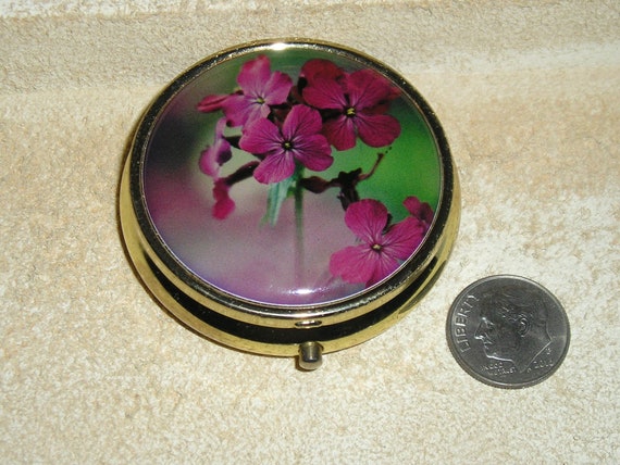 Vintage Simply Lovely Flowered Metal Pill Box. Di… - image 1