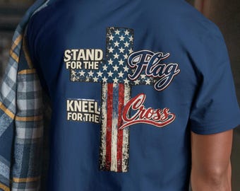 Représentez-vous pour le drapeau Agenouillez-vous pour la chemise de croix, chemise chrétienne de croix de drapeau américain, chemise de foi patriotique, t-shirt patriotique chrétien des Etats-Unis