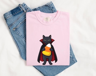 Gothic Kitty Shirt Halloween Feline Gift Women Adorable Tee Cat T-Shirt Horror Fan Kitty Graphic Cute Tshirt Comic Sweets Tshirt