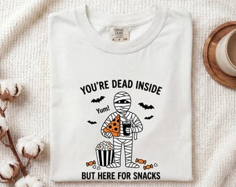 Mummy Food Shirt Halloween Humor Gift Women Cartoon Tee Snack T-Shirt Spooky Fan Comic Tshirt Funny Graphic Retro Bats Tshirt