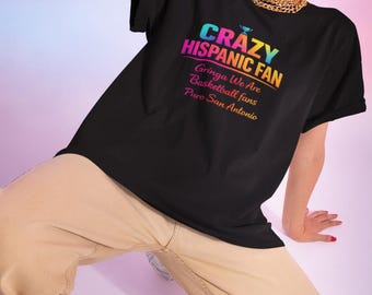 スパーズのミーム、ヒスパニック系クレイジーファンTシャツ｜バスケットボールファンアート