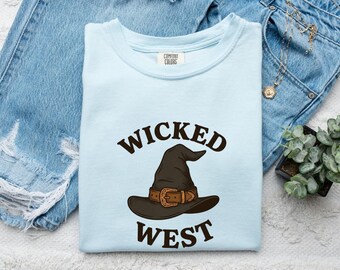 Maglietta con cappello da stregone, regalo di Halloween da cowboy, maglietta da donna stile fattoria, maglietta con cappello da strega, maglietta horror per fan, maglietta magica, grafica da cowboy, chiusura tradizionale