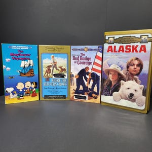 VHS Movie Lot Alaska Where the Red Fern Grows Charlie Brown Red Badge of Courage