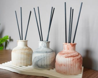Minijarrón jaspeado hecho a mano, pequeño jarrón para flores secas, decoración minimalista para el hogar.