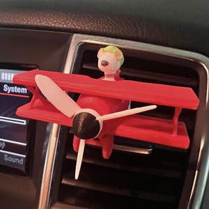 Snoopy Pilot Airplane Car Vent Clip – Handmade Aroma Diffuser and Cute Dog Air Freshener for Car, Flying Dog Gift, Not for Heat or Warm AC