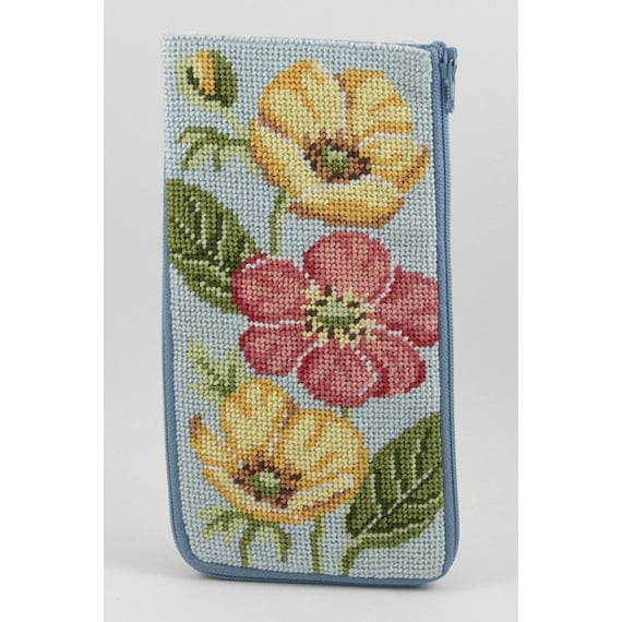 Stitch /& Zip Eyeglass Case Needlepoint Kit Fun Floral