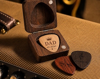 Personalized Wooden Guitar Pick Box Set, Custom Engraved Guitar Picks Holder, Plectrum Case, Musician Gift for Him, Dad 5th Anniversary