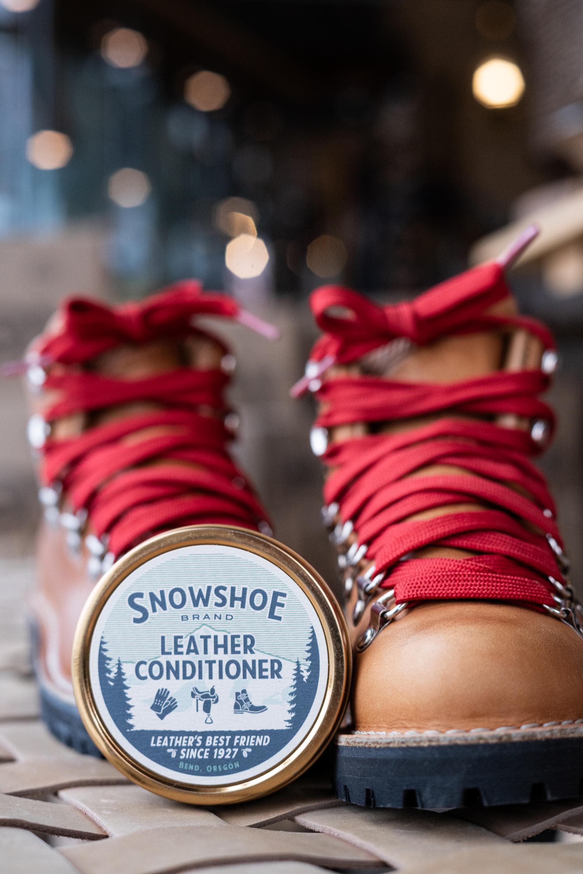 snowshoe leather dressing Conditioner mem_day_4_small