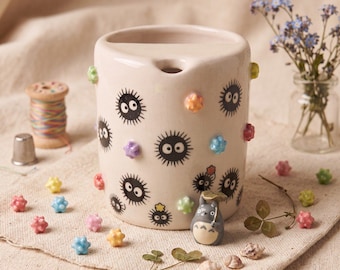 Tasse à siroter en céramique faite à la main, adorable gobelet à matcha Soot Sprite avec bonbons en forme d'étoile 3D