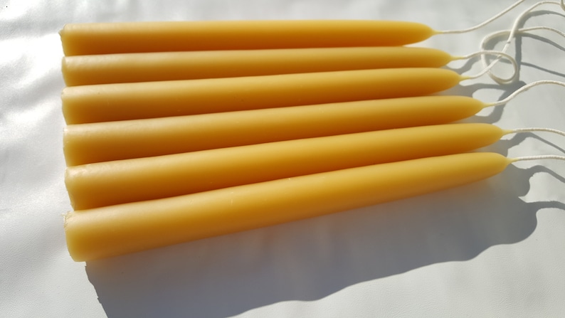 100% pure Beeswax Candle. Beeswax Tapers choose a diameter 3\/8