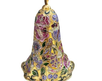 Sino vintage em esmalte cloisonné com detalhes em ouro e filigrana floral, rosa e pássaro.