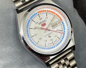 Vintage Seiko 5 Automatic Refurbished Watch,Men's White dial wrist watch