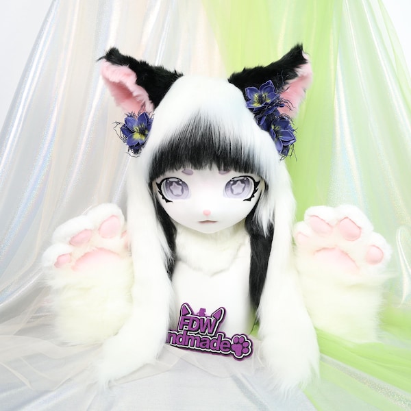 Kigurumi Branco e Preto de Gatinho, Cabeça de Fursuit com Olhos de Estrela, Pele Sintética de Raposa, Presilhas Florais Azul Marinho, Gentle Spring KIG, Presente para Cosplay e Exibição em Convenções Furry