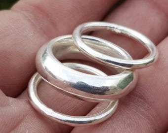 Set di anelli a cupola in argento sterling fatti a mano: anelli a fascia impilabili