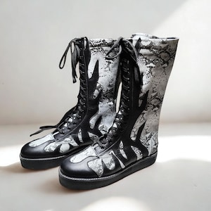 Handmade Pro Wrestling Long Boots | Custom Snake Pattern Wrestling Boot | Lace Up Shoes Gift