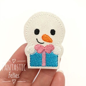 Snowman felties - snowman with present Felties - Christmas Felties - glitter felties | Embroidered Felt - UNCUT | set of 4