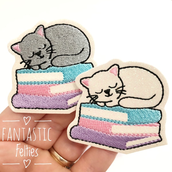 Kitty sleeping on books Feltie | Cat felties | kitten felties | glitter felties | book felties | Felt applique | UNCUT | (set of 4)