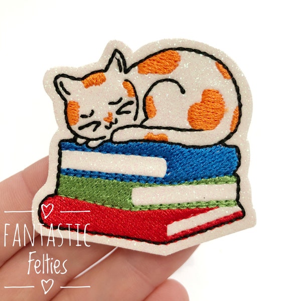 Kitty sleeping on books Feltie | Cat felties | kitten felties | glitter felties | book felties | Felt applique | UNCUT | (set of 4)