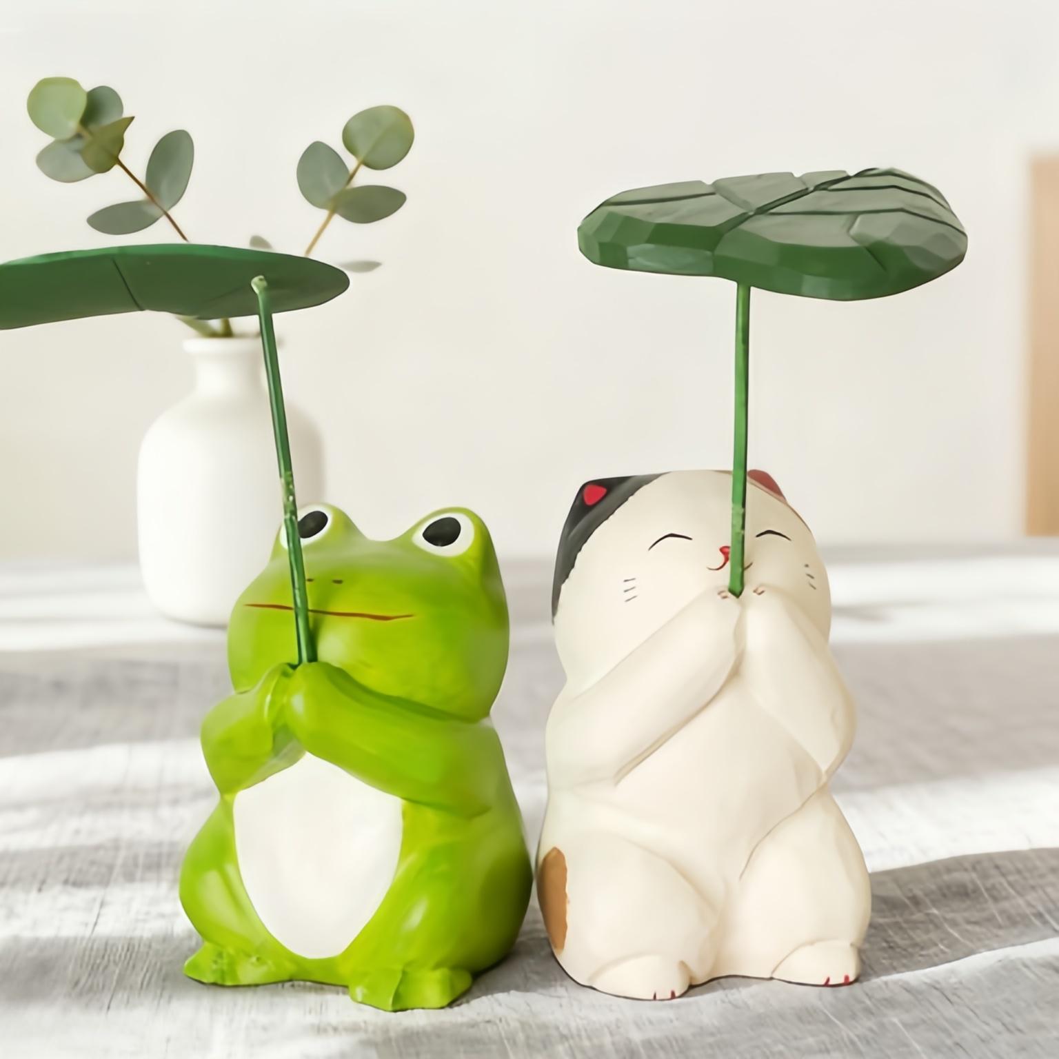 Praying Cat Frog Wooden Handicraft – Whimsical Blessing Design for