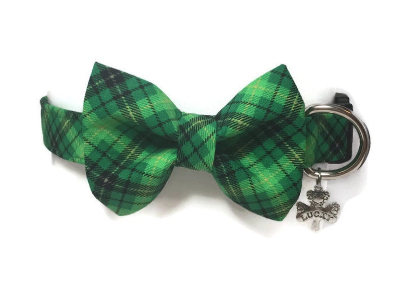 St. Patty's Green and Black Irish Plaid Bow Tie Dog Collar ALL SIZES imagem 1