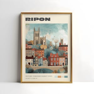 Puede incluir: Una impresión artística enmarcada con una colorida ilustración de Ripon, una histórica ciudad comercial de Yorkshire. La obra representa edificios, árboles y una catedral bajo un cielo azul. La palabra "RIPON" está impresa en la parte superior.