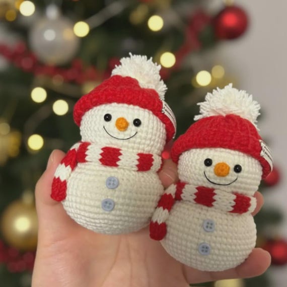 Amigurumi Snowman Crochet Pattern, Holiday Plush Decor (Digital)
