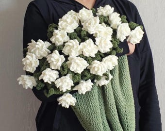 Crochet Flower Bouquet Pattern | Large Floral Design (PDF)