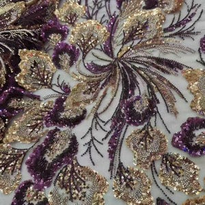 豪華なパープル＆ゴールドのスパンコール刺繍レース｜クチュールチュール生地（1ヤード単位）