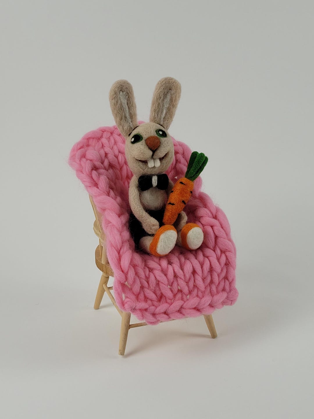Handmade Felt Bunny Figurine, Needle Felted Rabbit Decor - Etsy