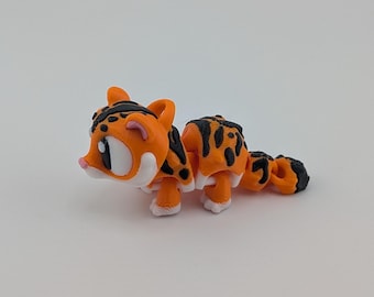 Articulated Tiger Fidget Toy - 3D Printed Mini Animal Keychain Desk Pet