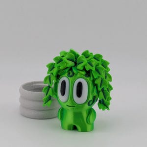Chibi Ivy Plant Desk Pet - 2 inch 3D Printed Marble Pot Friend Gift