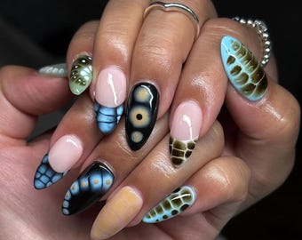 Ocean Seashell Pearl Chrome Nails | 3D Press On Nails | Blue Marble Nail Set | Iridescent Metallic Nail Art | Almond Nails | Gift For Her
