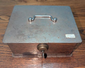 Vintage Joma Steel Chrome Miniature Lockbox Storage Cash Box with Key!