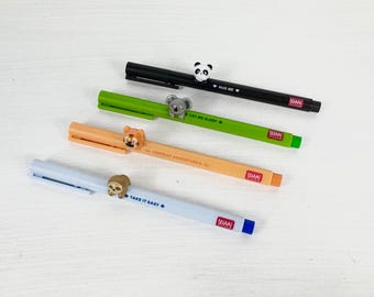 YnewL – 3 Penne Gel A Scatto Con Teste Di Animali (Leone, Panda, Bradipo) E Astuccio Panda, Inchiostro Nero 0,5 Mm
