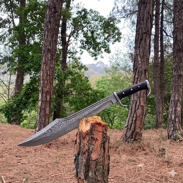 Faca facão de Damasco feita à mão, espiga completa, cabo de jacarandá, para camping e bushcraft (bainha de couro)