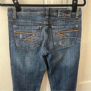 Seven7 Y2K Vaqueros acampanados clásicos de tiro bajo con lavado medio, talla 26 imagen 12