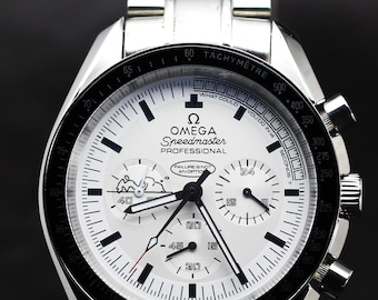 Reloj Omega SeaMaster Cronógrafo reacondicionado con esfera blanca, movimiento de cuarzo para hombre.