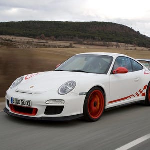Arquivos .stl e .oBJ completos da carroceria do Porsche 997.2 GT3 RS para recriação, impressão 3D e modelagem.