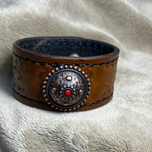 Leather Cuff Bracelet Hand Carved Brown Design Suede Lined